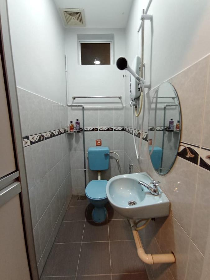 D Layaran Kuantan Lpt Exit 833 Hotel Buitenkant foto