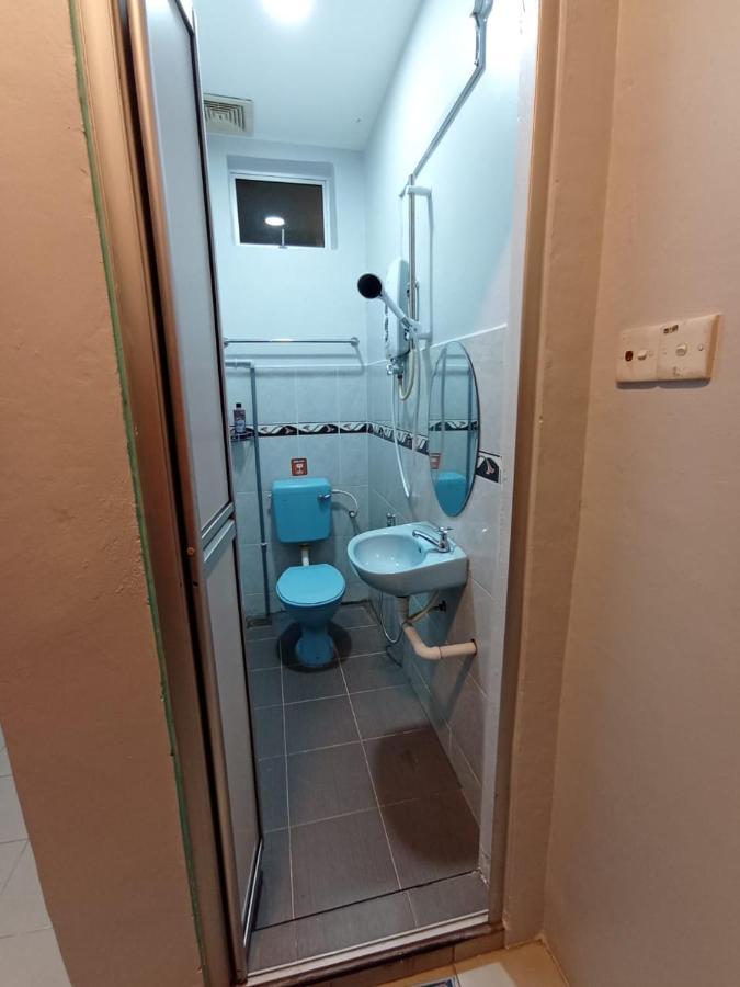 D Layaran Kuantan Lpt Exit 833 Hotel Buitenkant foto