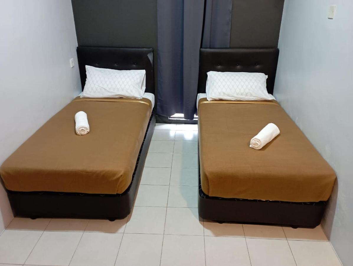 D Layaran Kuantan Lpt Exit 833 Hotel Buitenkant foto