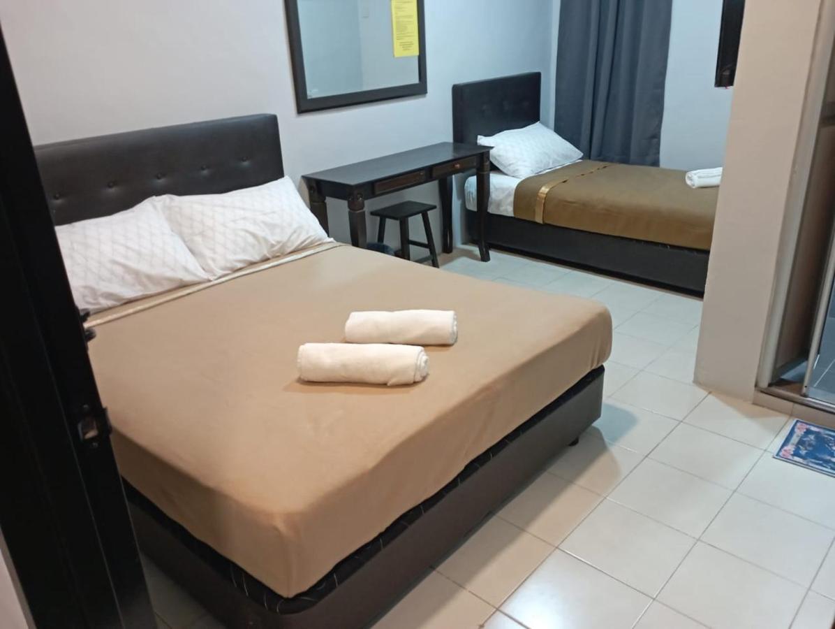 D Layaran Kuantan Lpt Exit 833 Hotel Buitenkant foto