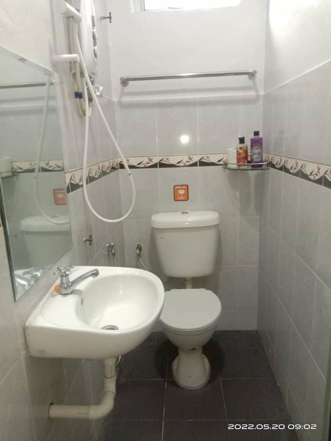 D Layaran Kuantan Lpt Exit 833 Hotel Buitenkant foto