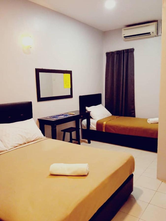 D Layaran Kuantan Lpt Exit 833 Hotel Buitenkant foto