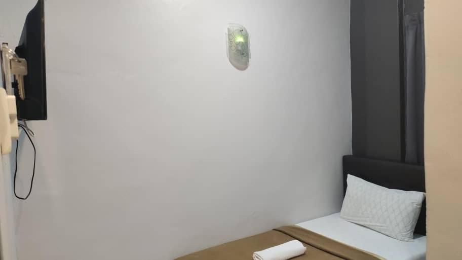 D Layaran Kuantan Lpt Exit 833 Hotel Buitenkant foto