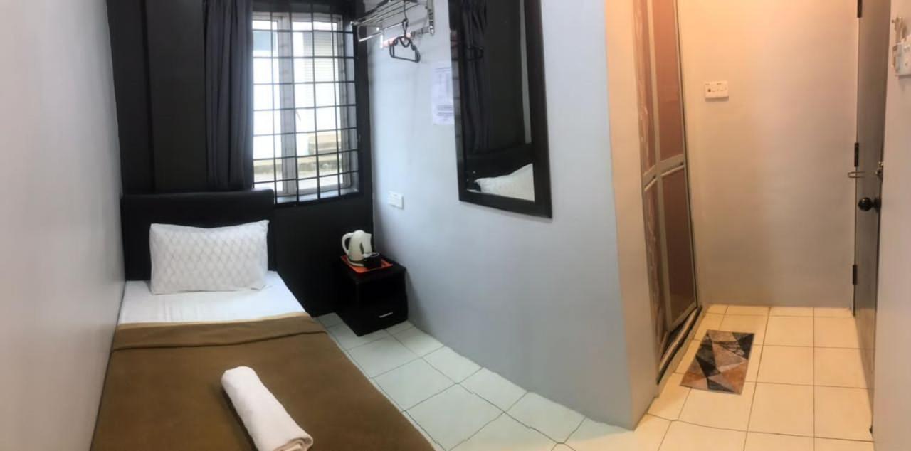 D Layaran Kuantan Lpt Exit 833 Hotel Buitenkant foto